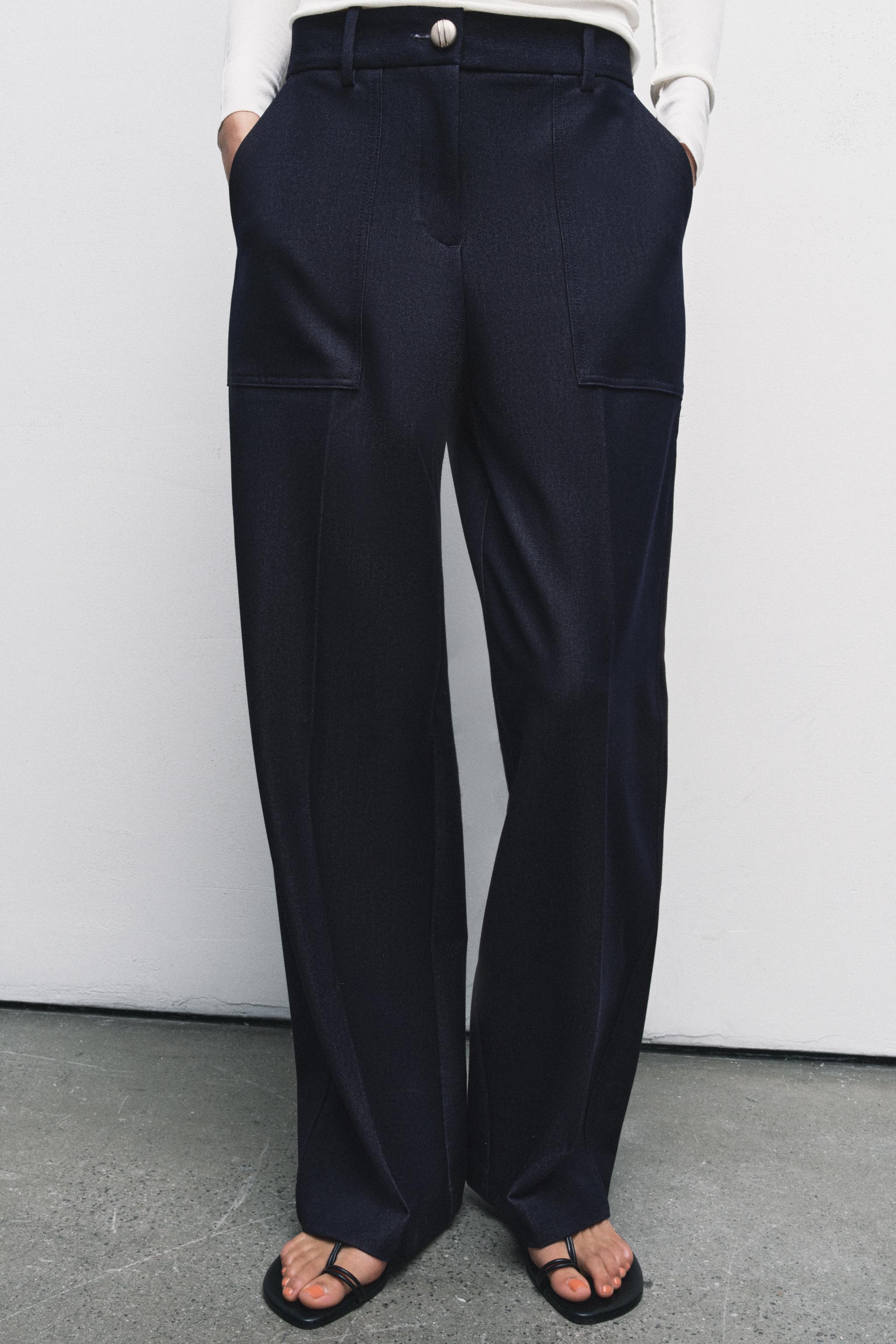 PIN TUCK STRAIGHT LEG PANTS